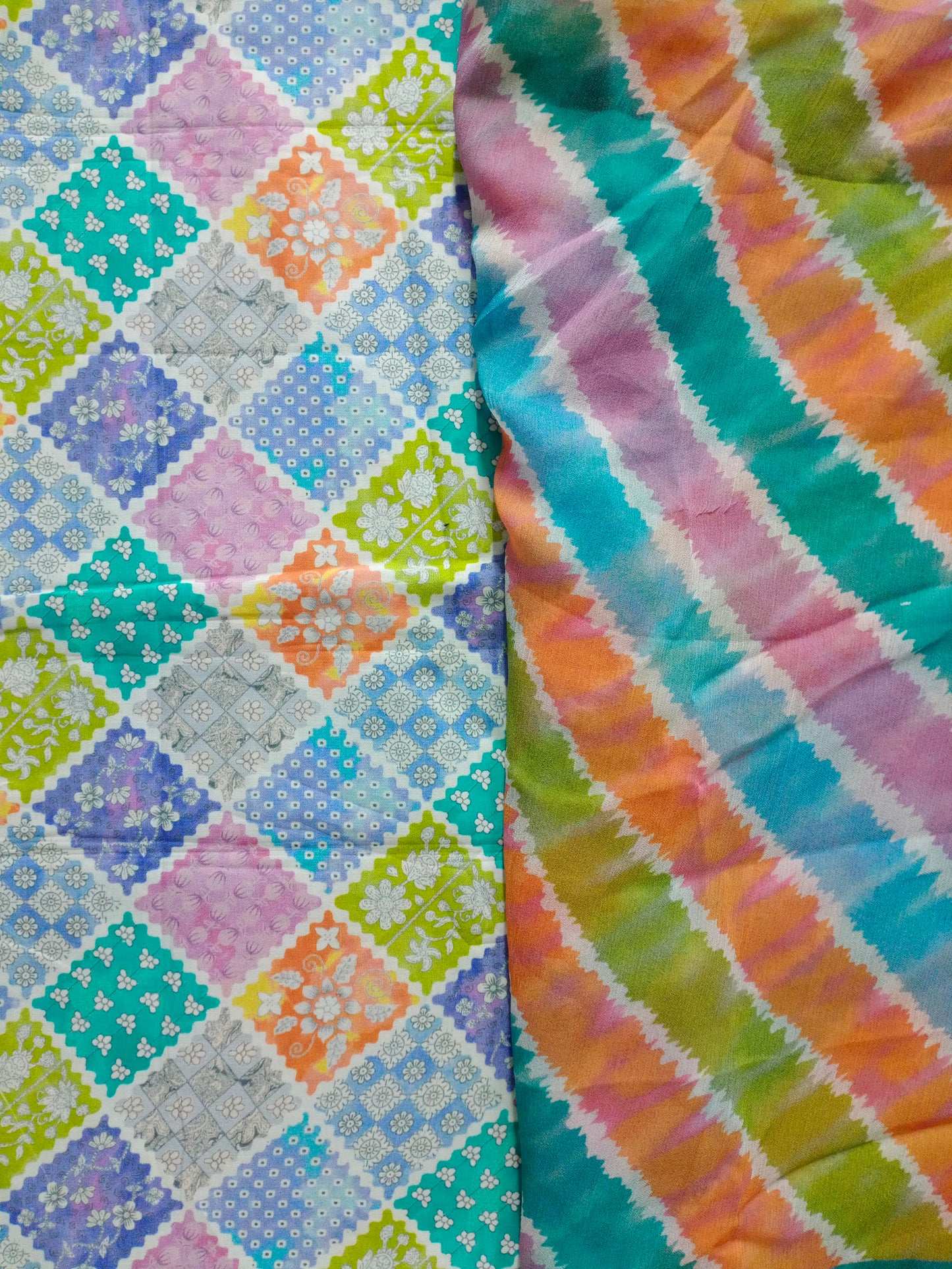 Rahwaleen Printed Lawn Suit (3-Piece) |π Maze (R25-044)