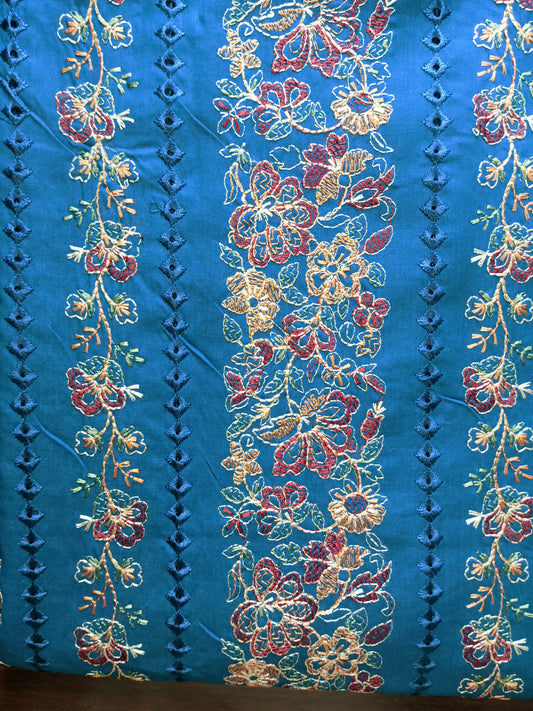 Rahwaleen Embroidery Lawn Suit with Chicken Kari (2-Piece) |đĒģ Zinc Mist | (R25-089)