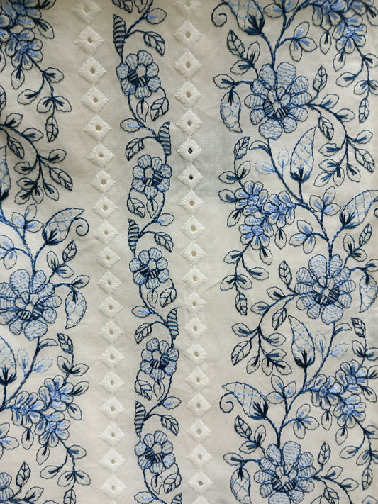 Rahwaleen Embroidery Lawn Suit with Chicken Kari (2-Piece) |âī¸ Frosted Bloom | (R25-093)