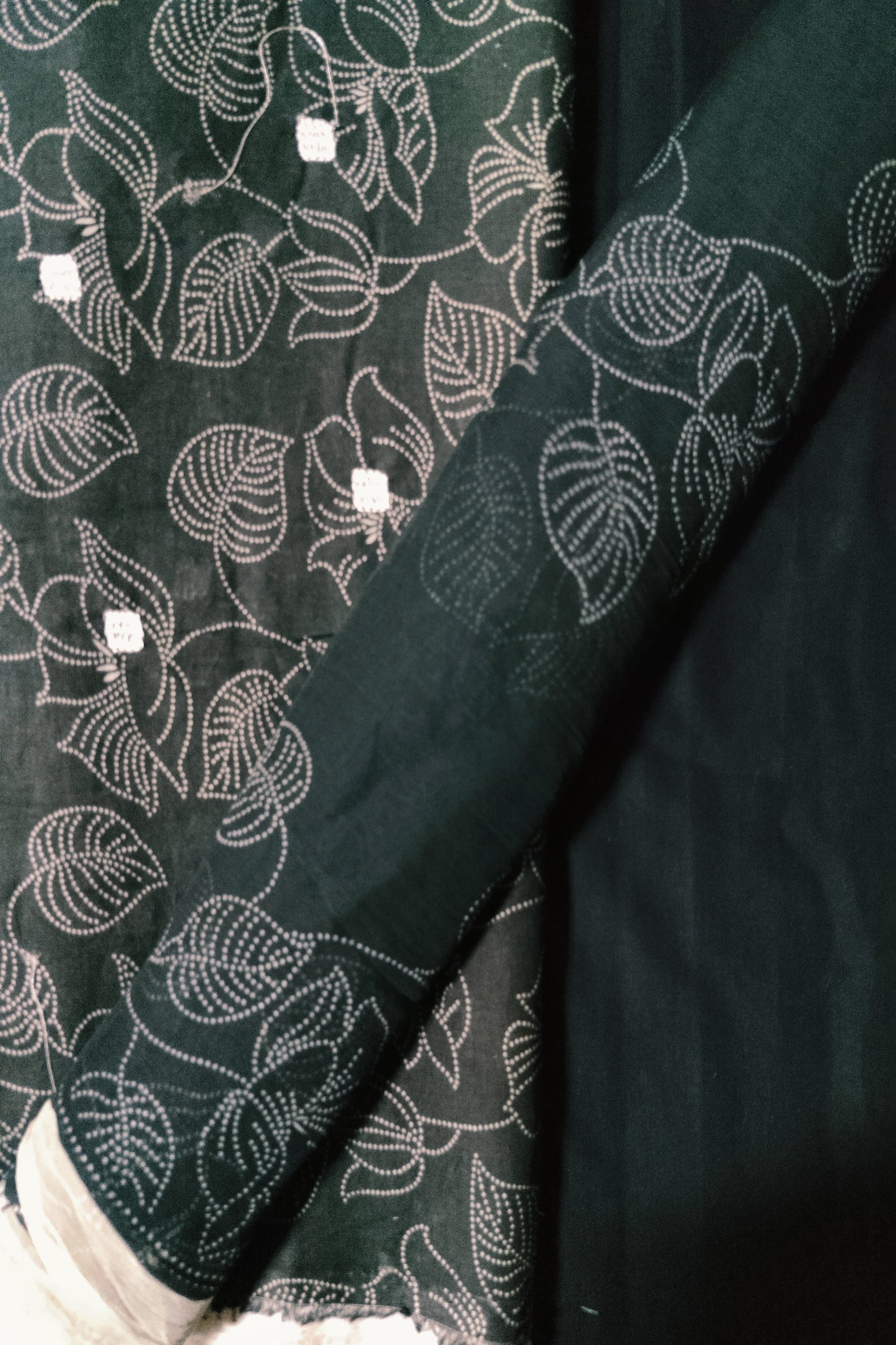 A1 -Rahwaleen Printed Lawn Suit (3-Piece) | Black Bold Beauty đź–¤ | (R25-130)