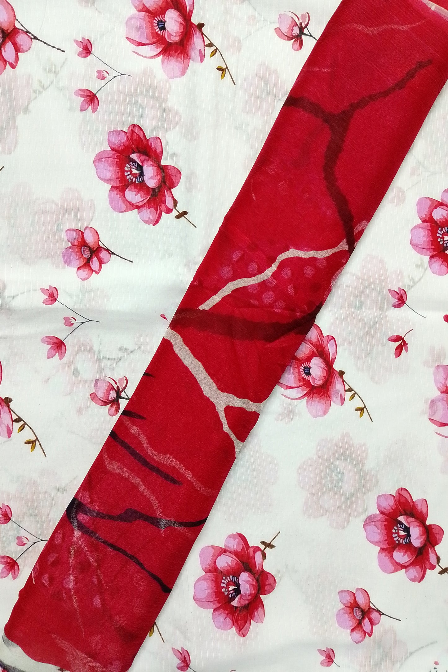 Rahwaleen Printed Lawn Suit (3-Piece) |๐ Bana Dora Collection | (R25-135)