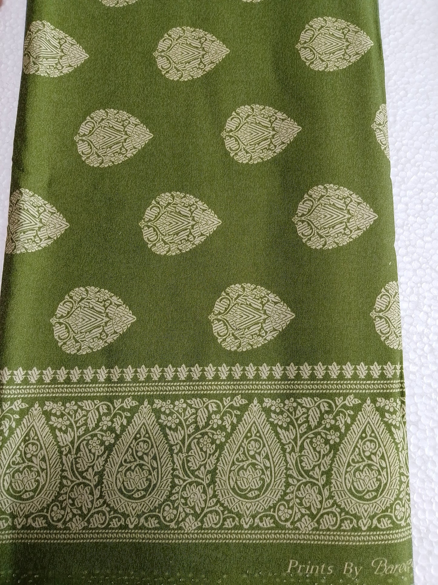 A1 - Rahwaleen Printed Karandi Suit (3-Piece) | ๐โ Parrot Breeze | (R25-200)