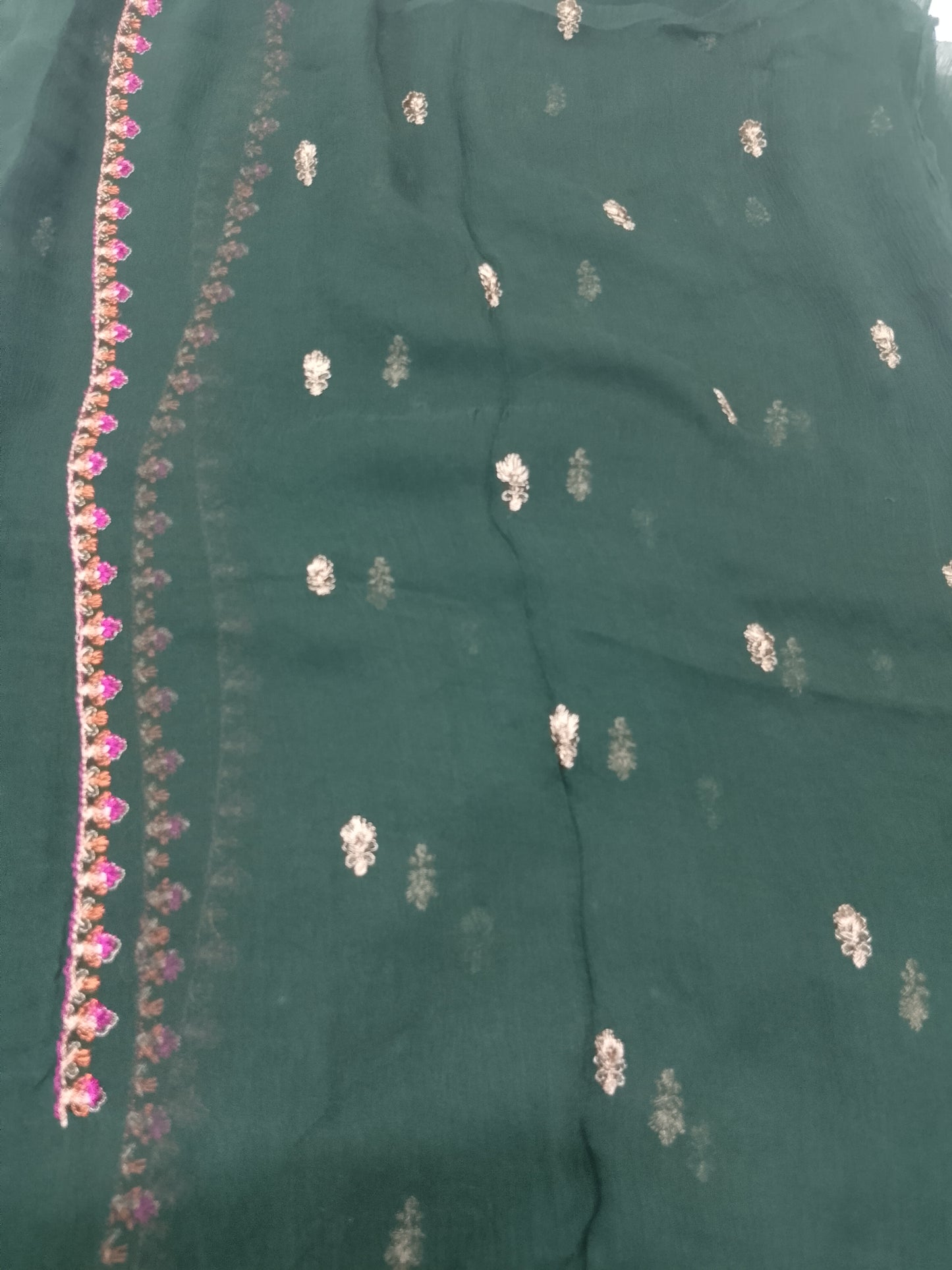 (R25-215) |Rahwaleen Embroidered Karandi Suit (3-Piece) | 🌿 Emerald Charm | Bareeze Prints