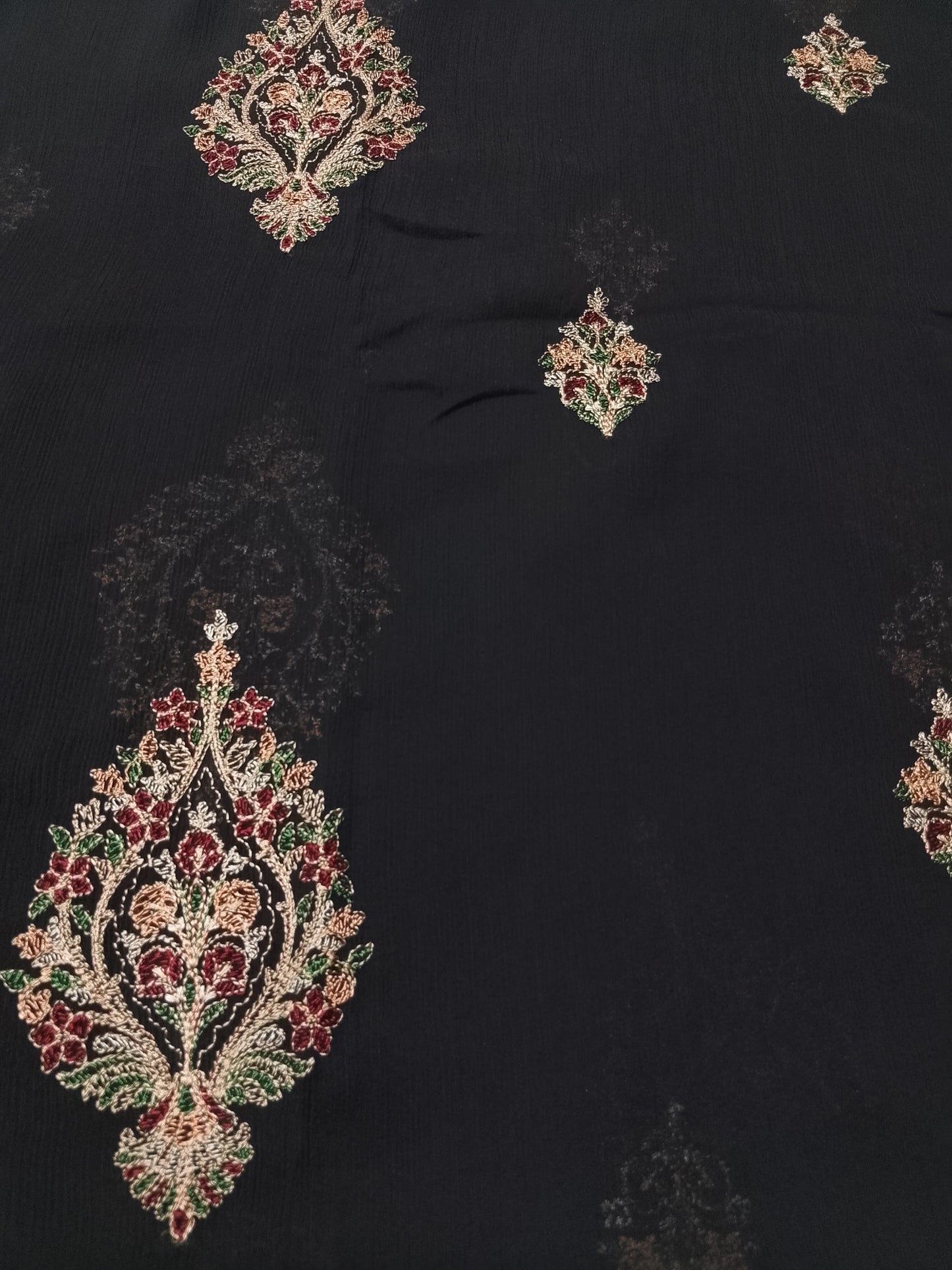 (R25-240) I Rahwaleen Embroidery Karandi Suit (3-Piece) | ๐ Golden Noir | Bareeze Prints