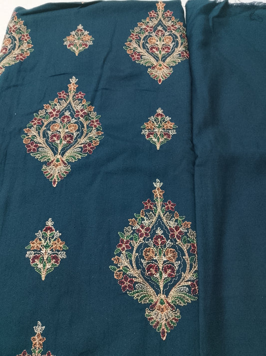 (R25-242) I Rahwaleen Embroidery Karandi Suit (3-Piece) | βοΈ Zinc Charm | Bareeze Prints