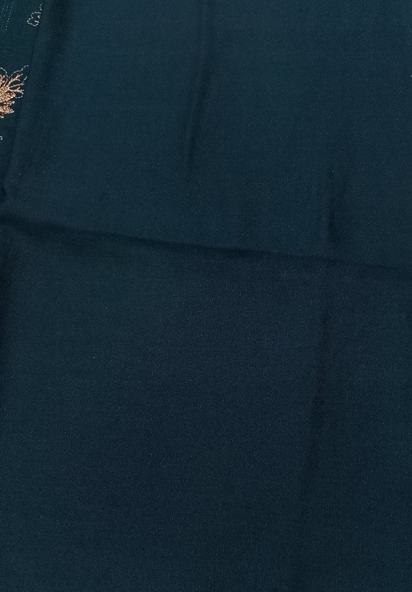 (R25-243) I Rahwaleen Embroidery Karandi Suit (3-Piece) | ๐ Seafoam Glow | Bareeze Prints