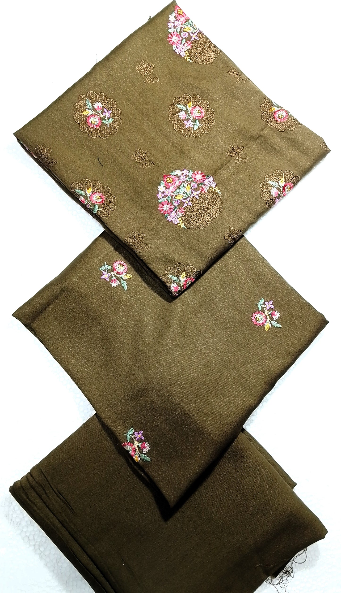 (R25-248) I Rahwaleen Embroidery Karandi Suit (2-Piece) | 🌿 Meadow Bloom | Bareeze Prints