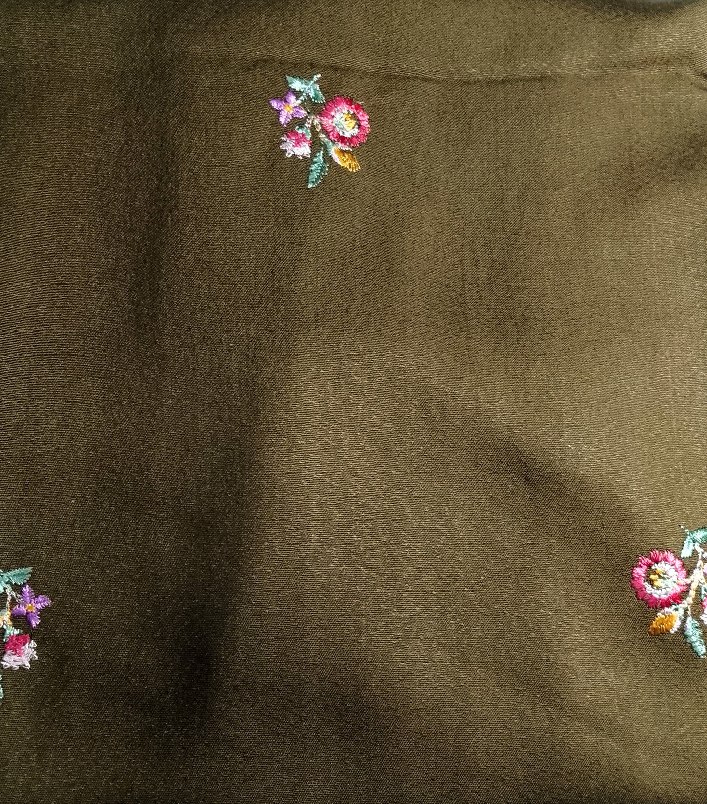 (R25-248) I Rahwaleen Embroidery Karandi Suit (2-Piece) | 🌿 Meadow Bloom | Bareeze Prints