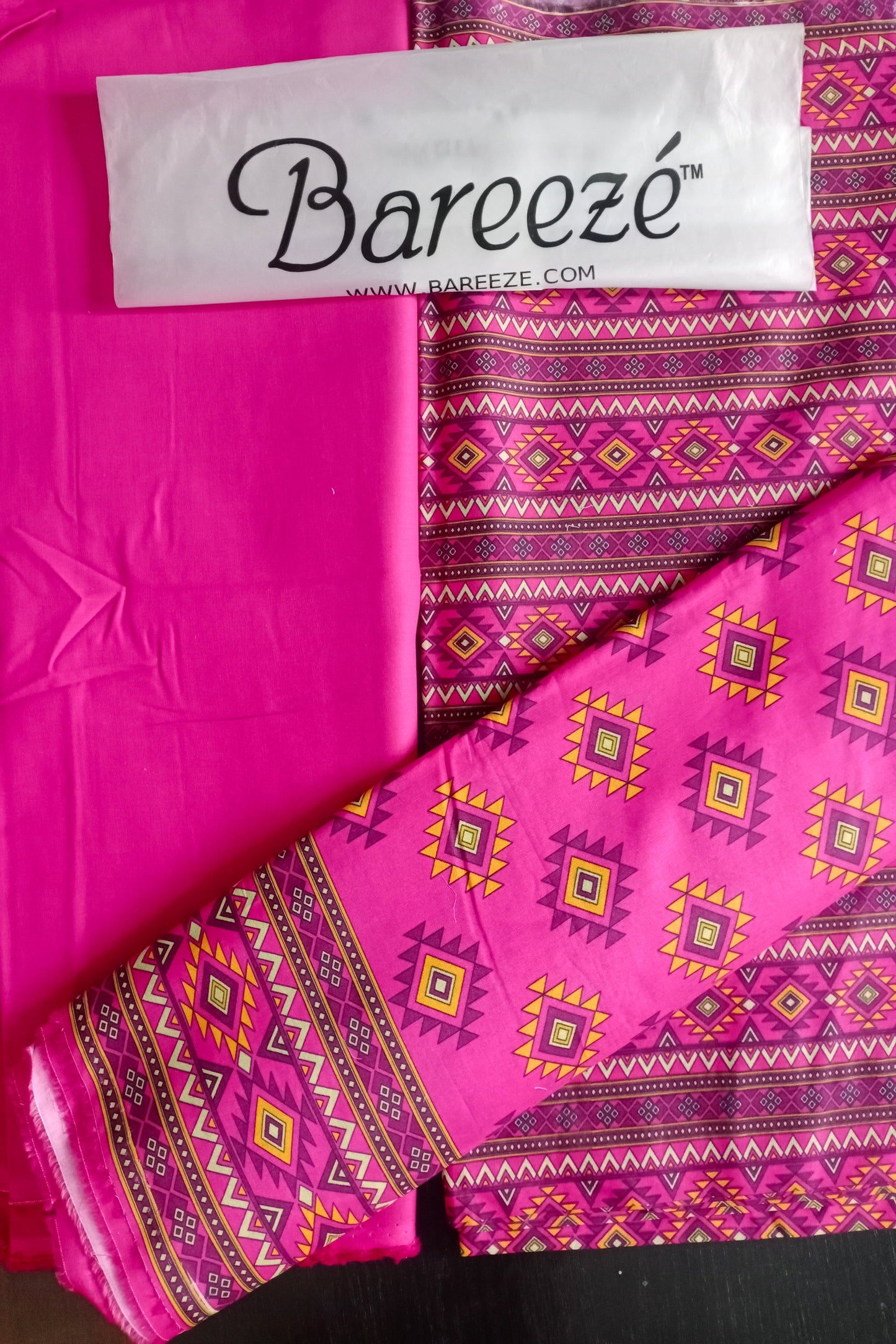 Rahwaleen Printed Lawn Suit (3-Piece) | Summer Collection 2025 (R25-046)🌸💗