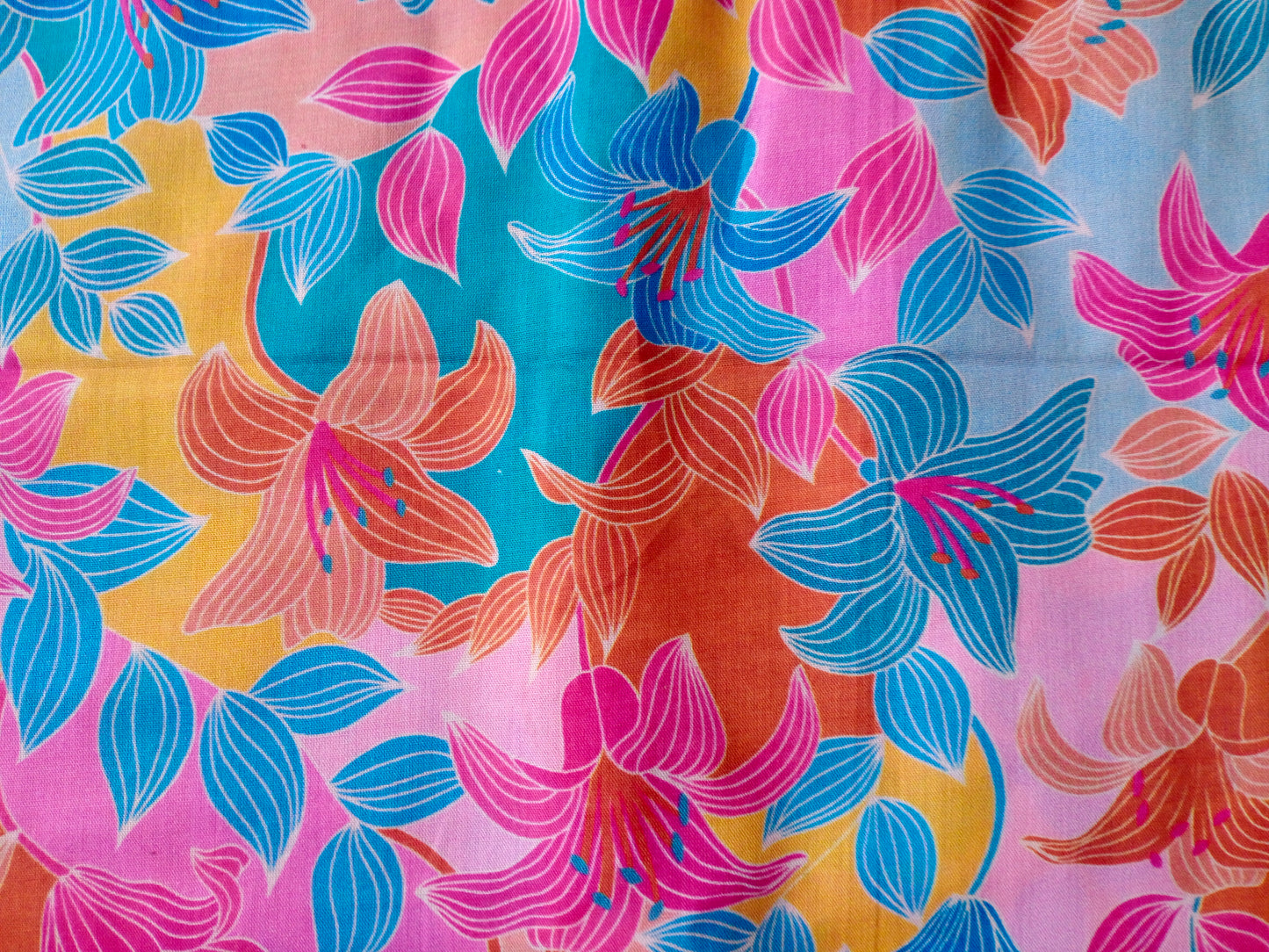 Rahwaleen Printed Lawn Suit (3-Piece) – Sky Bloom | Summer Collection 2025 (R25-040)🌸☁️