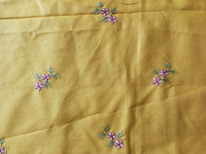 X Rahwaleen Embroidery Lawn Suit (2-Piece) |💛 Golden Meadow | (R25-102)