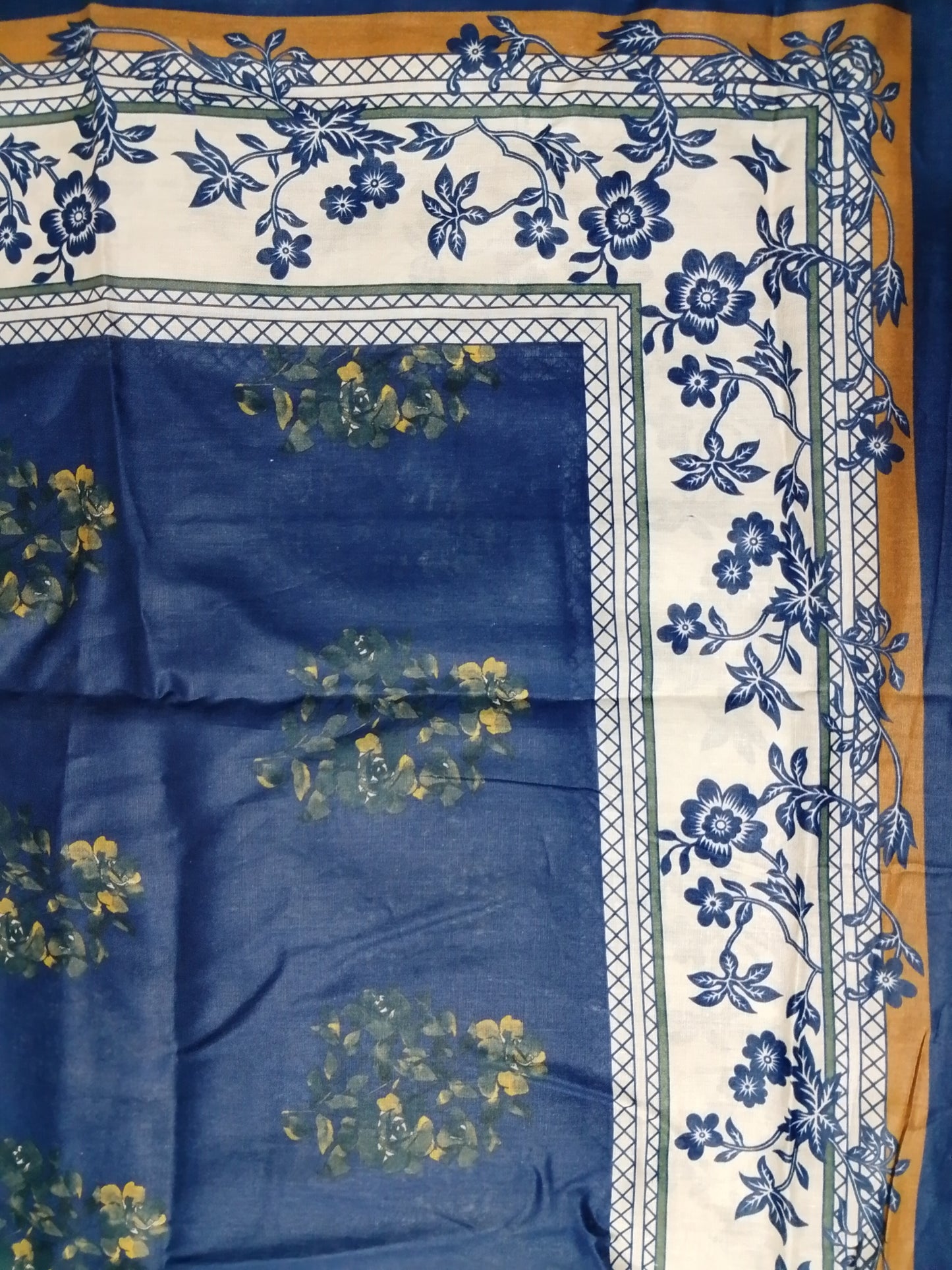 Rahwaleen Printed Lawn Suit (3-Piece) |🌟 Bana Dora Collection | (R25-150)