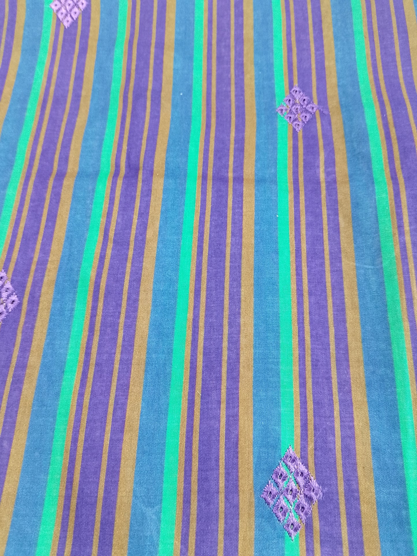 Rahwaleen Printed Lawn Suit (3-Piece) |💜🌀 Urban Twilight | (R25-187)