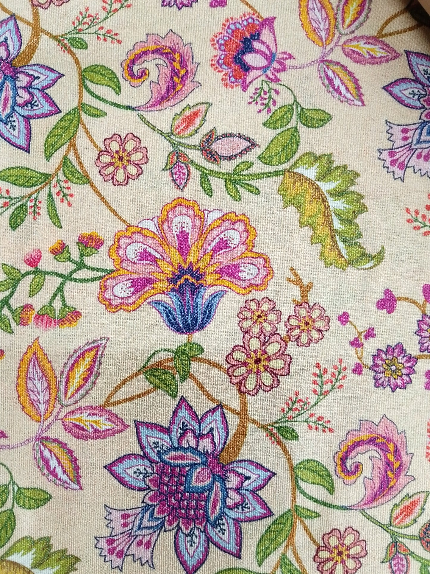 A1 - Rahwaleen Printed Karandi Suit (3-Piece) | 🤍🌸 Sunlit Bloom | (R25-199)