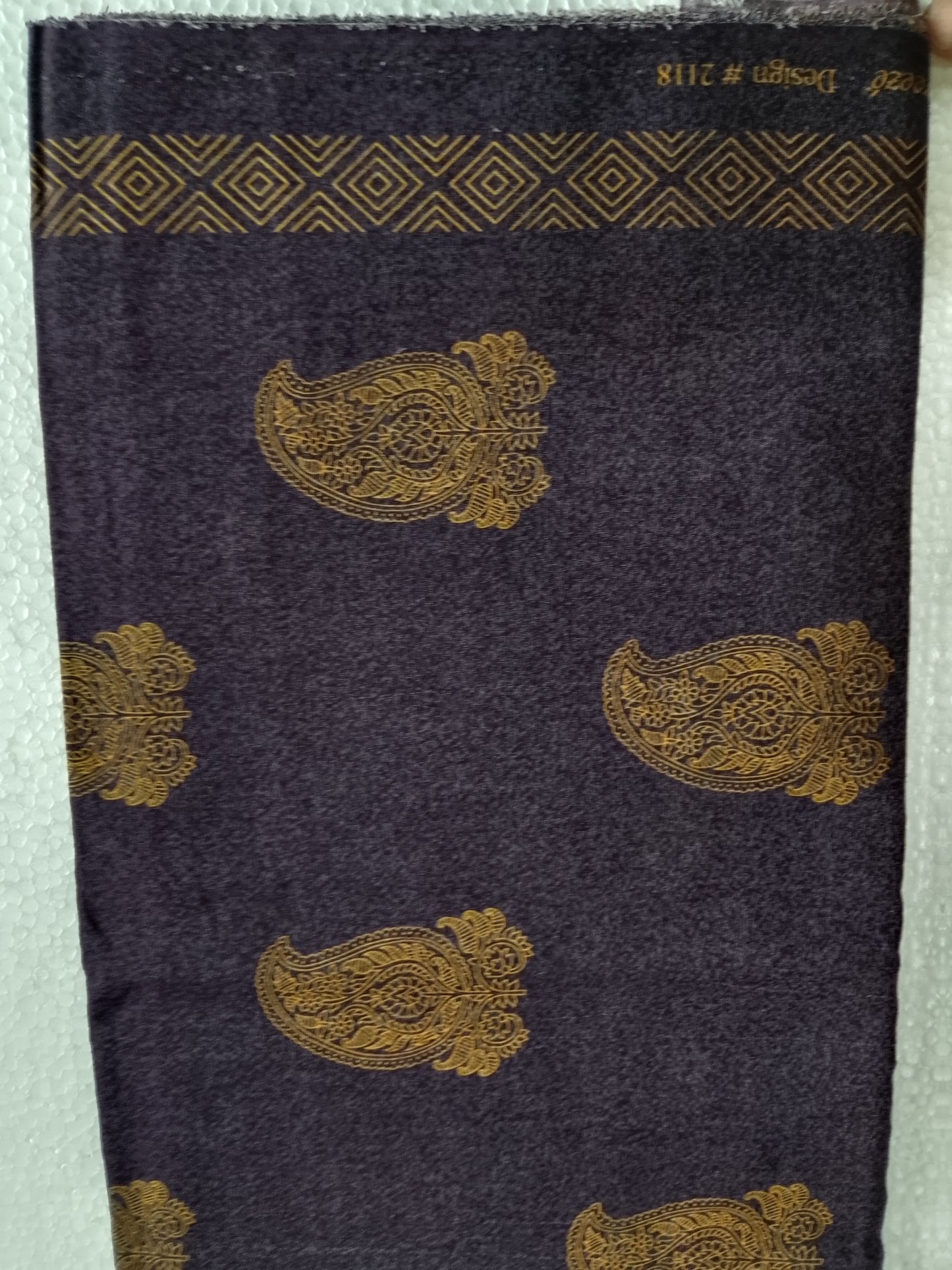 A1 - Rahwaleen Printed Karandi Suit (3-Piece) |💜 Purple-Golden Motif | (R25-202)