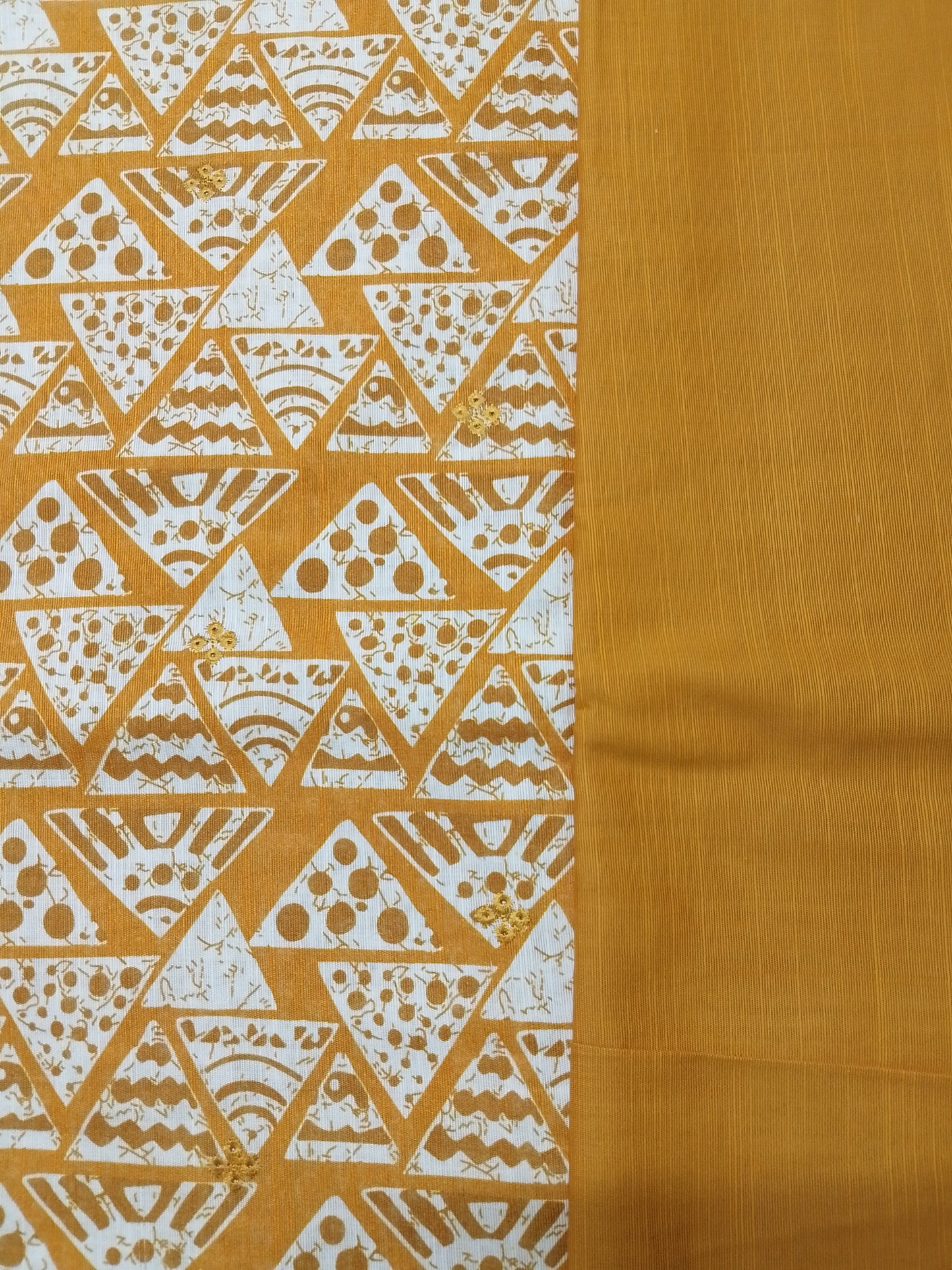 (R25-204) | Rahwaleen Printed Khaddar Suit (3-Piece) | 🌼 Golden Horizon | Bareeze Prints