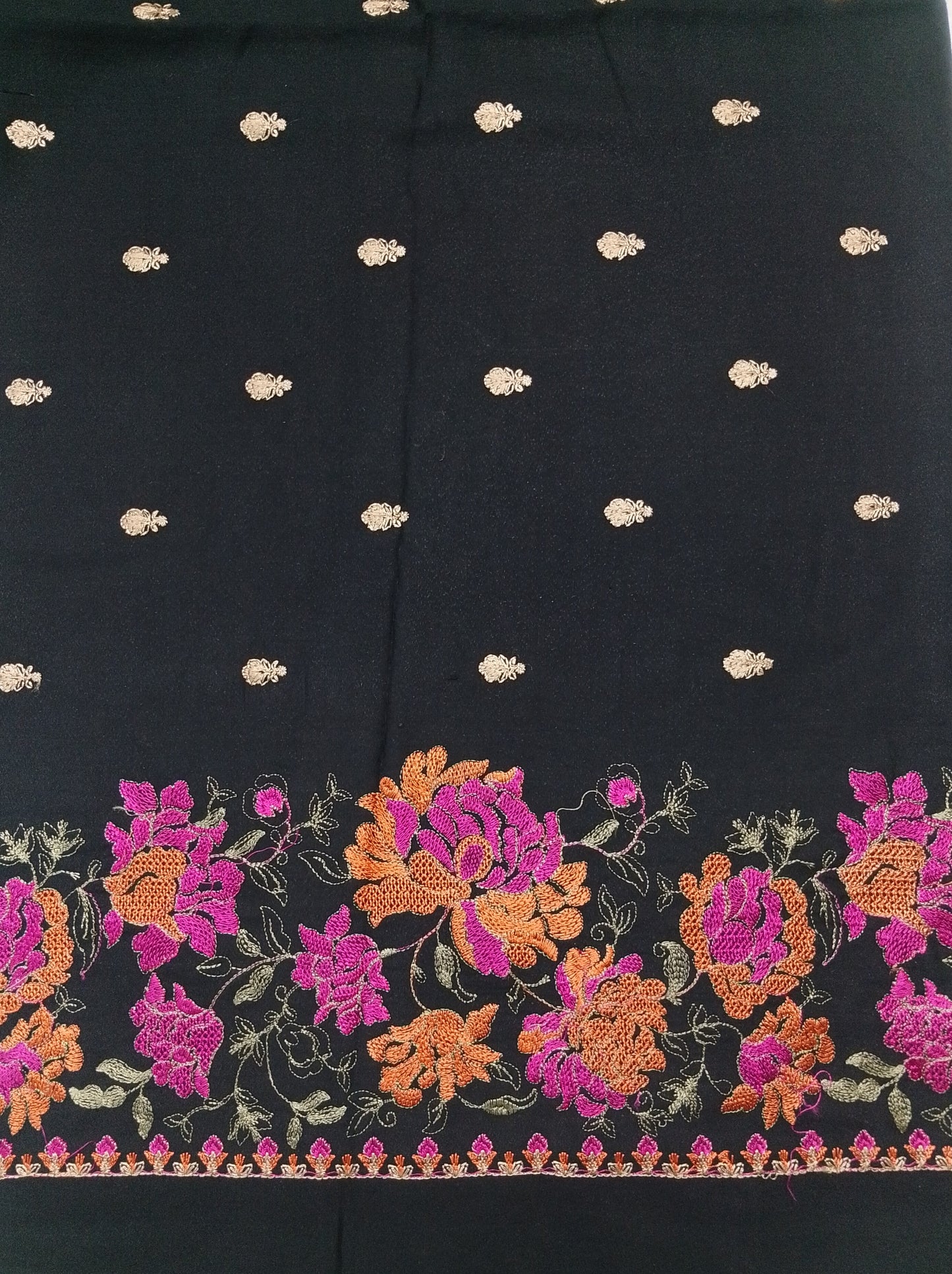 (R25-213) | Rahwaleen Embroidered Karandi Suit (3-Piece) | 🖤 Floral Elegance | Bareeze Prints