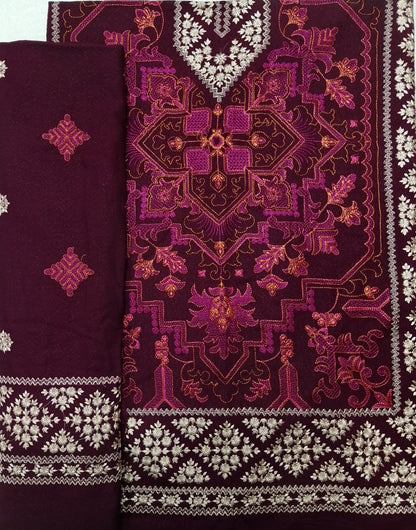 (R25-214) || Rahwaleen Embroidered Karandi Suit (3-Piece) | 🍷 Regal Bloom | Bareeze Prints