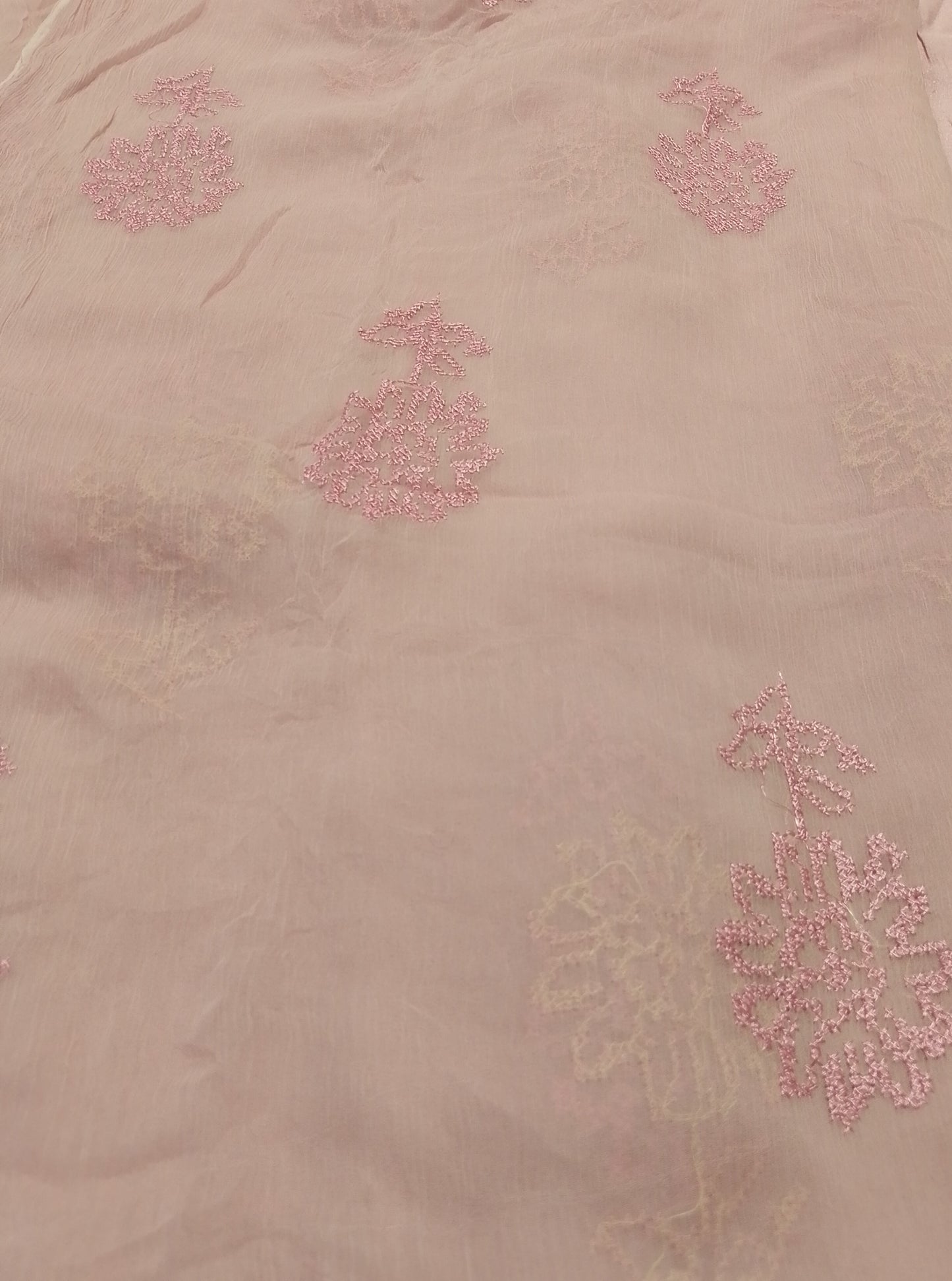 (R25-220) I Rahwaleen Embroidery Karandi Suit (3-Piece) | 🌷 Blush Charm | Bareeze Prints