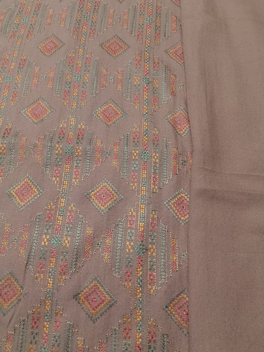 (R25-227) I Rahwaleen Embroidery Karandi Suit (3-Piece) | 🌸 Mauve Grace shade | Bareeze Prints