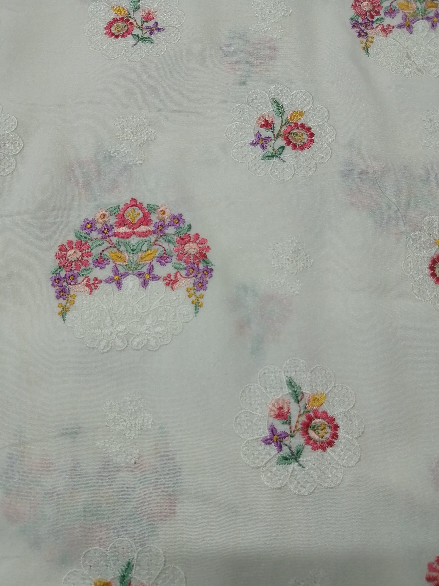 (R25-229) I Rahwaleen Embroidery Karandi Suit (3-Piece) | 🤍 Floral Symphony | Bareeze Prints