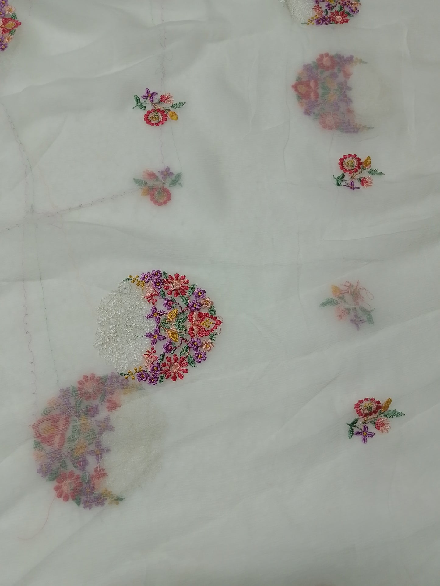 (R25-229) I Rahwaleen Embroidery Karandi Suit (3-Piece) | 🤍 Floral Symphony | Bareeze Prints