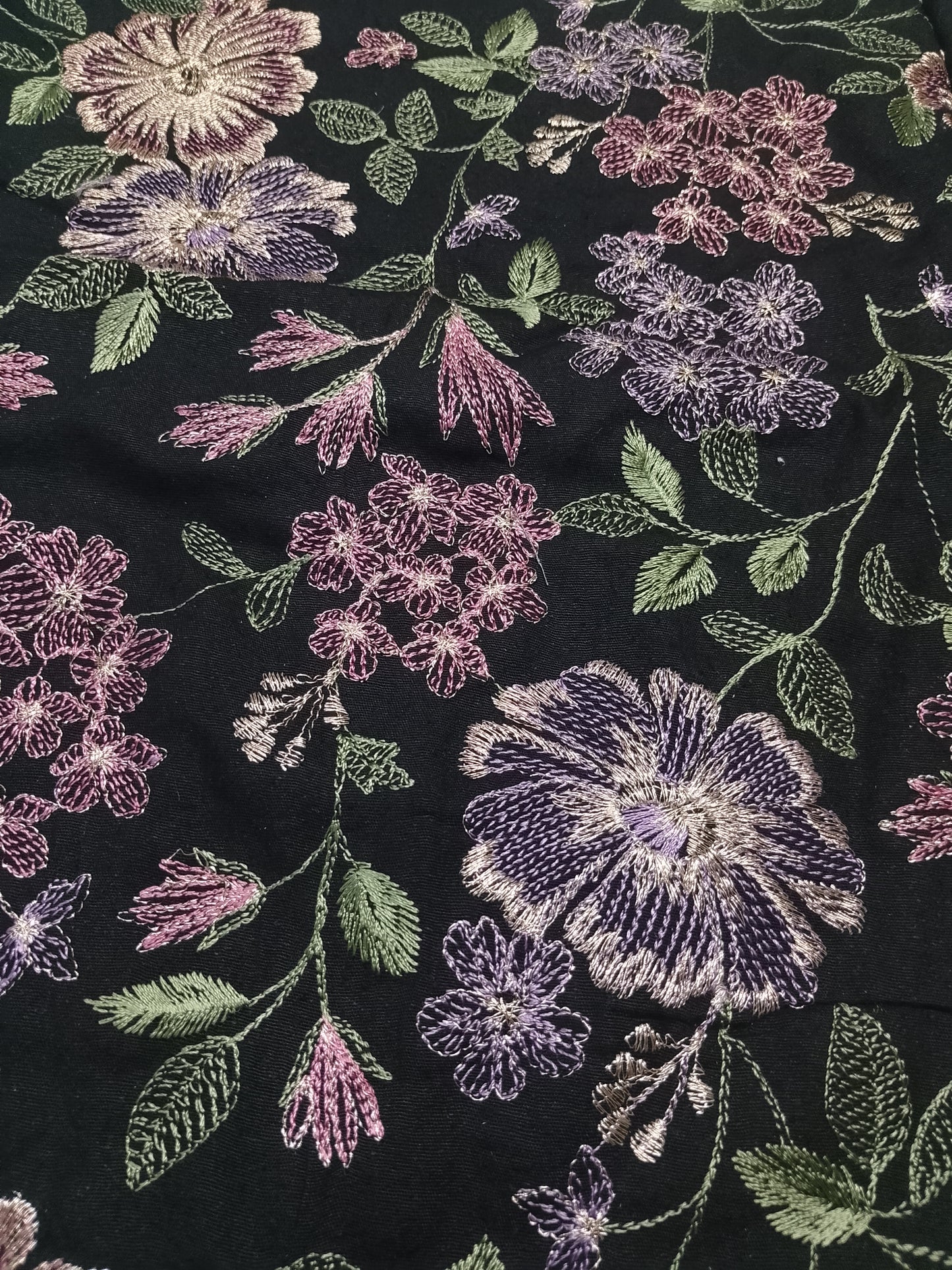 (R25-234) I Rahwaleen Embroidery Karandi Suit (3-Piece) | 🌑 Twilight Grace | Bareeze Prints (Copy)