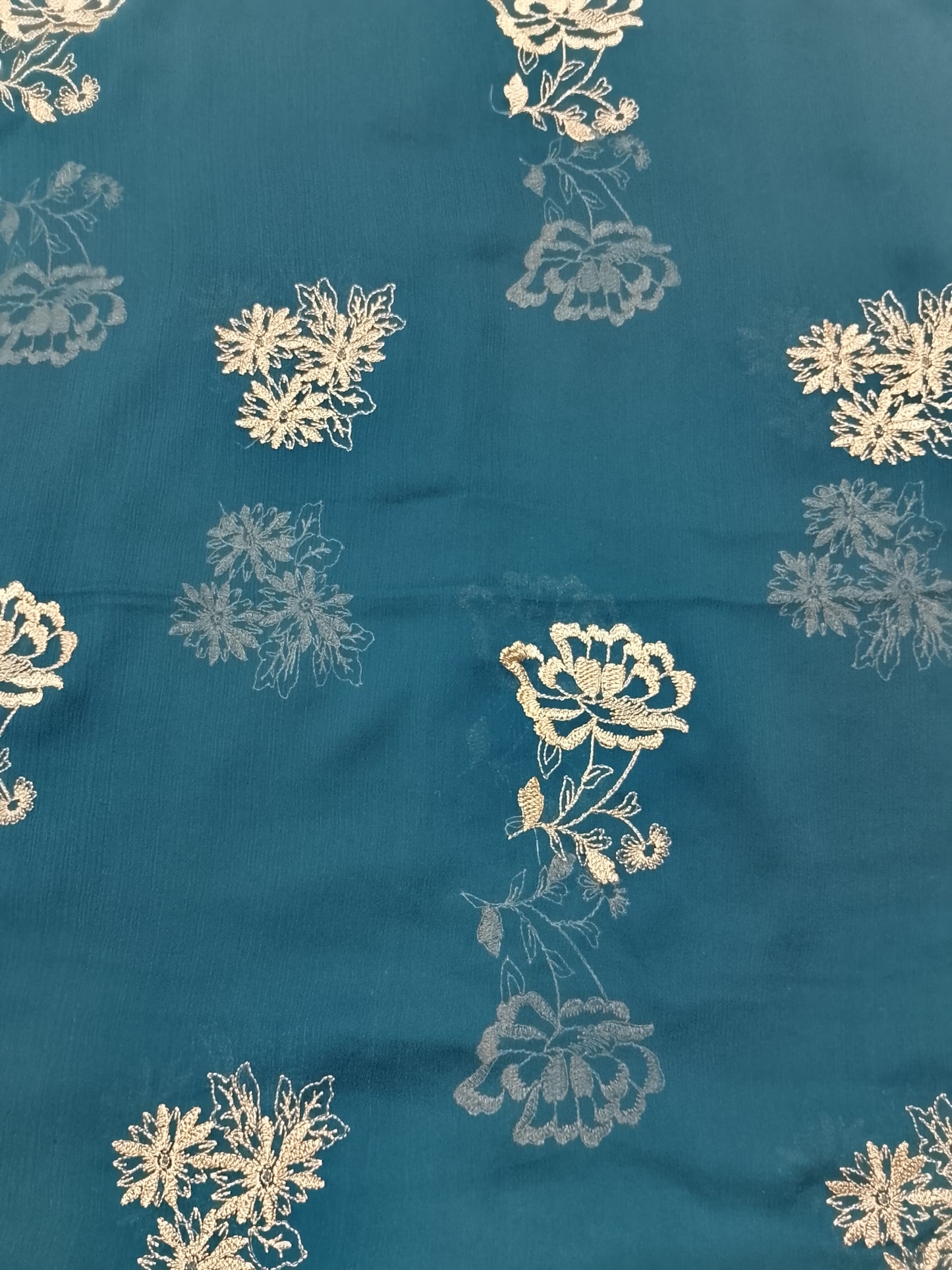 (R25-243) I Rahwaleen Embroidery Karandi Suit (3-Piece) | 🍃 Seafoam Glow | Bareeze Prints