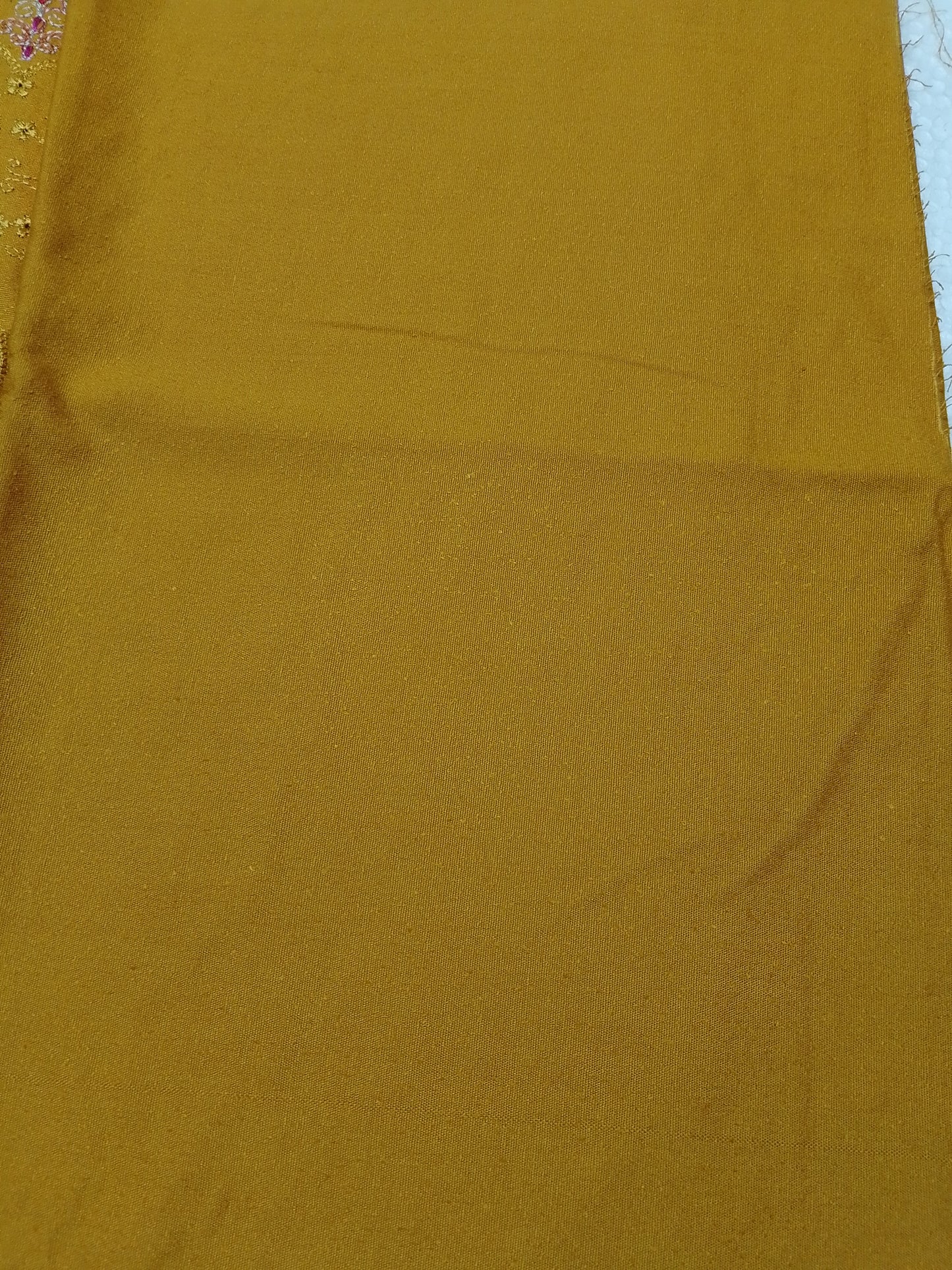 (R25-237) I Rahwaleen Embroidery Karandi Suit (3-Piece) | ☀️ Radiant Dawn | Bareeze Prints