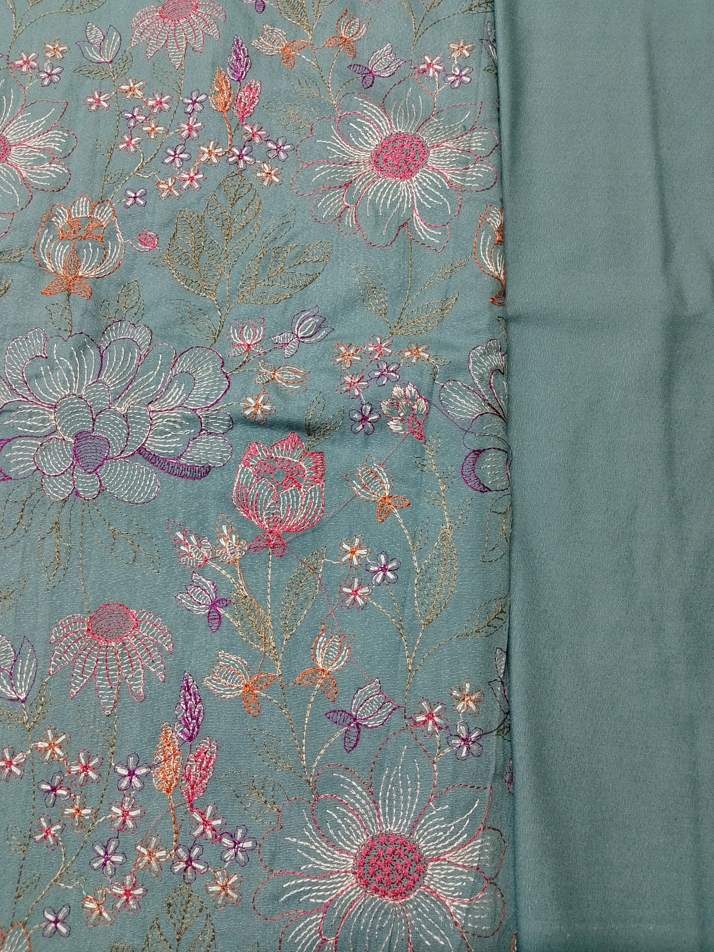 (R25-238) I Rahwaleen Embroidery Karandi Suit (3-Piece) | 🦋 Turquoise Harmony | Bareeze Prints