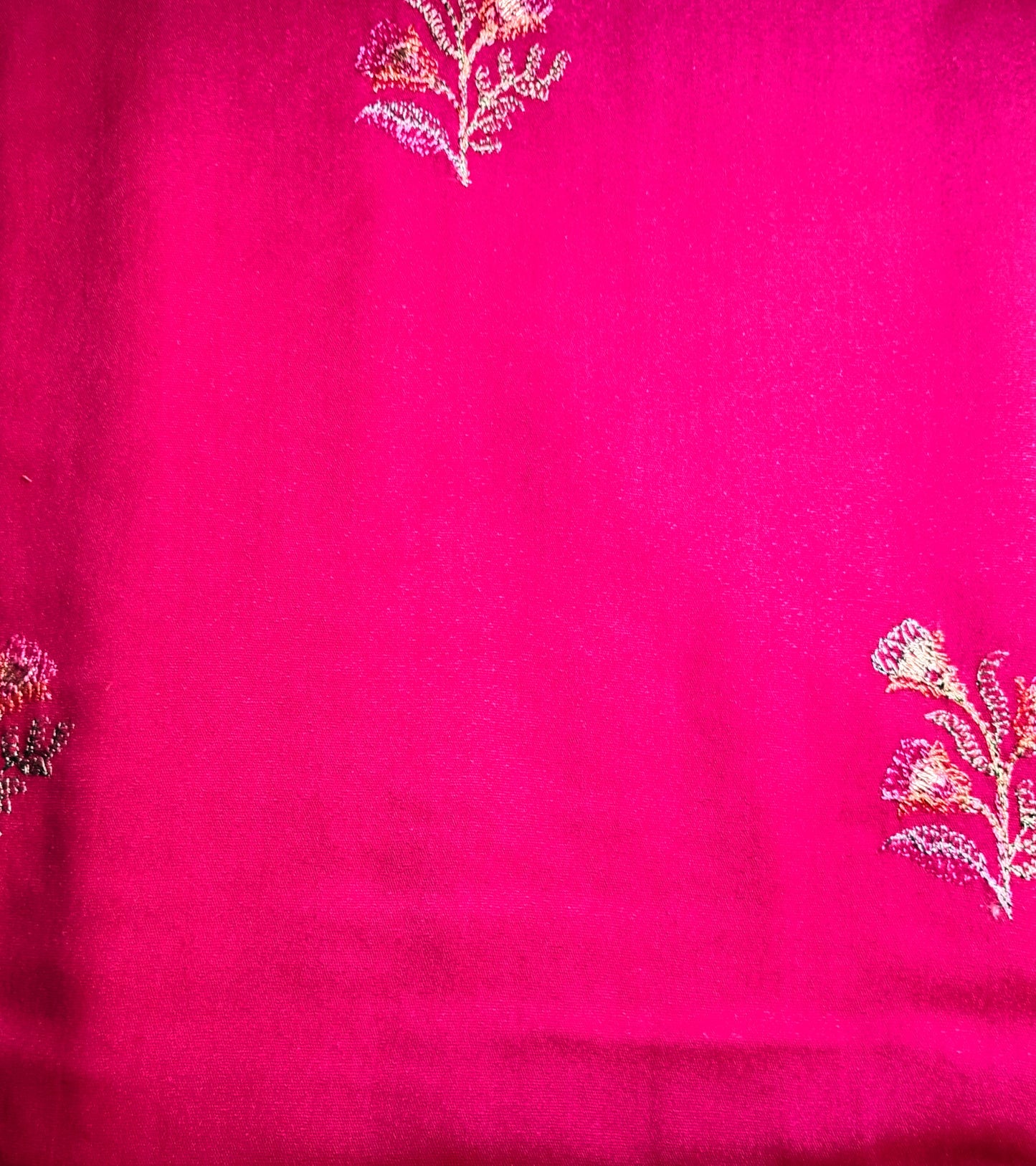 (R25-250) I Rahwaleen Embroidery Karandi Suit (2-Piece) | 🌸 Rosé Glow | Bareeze Prints