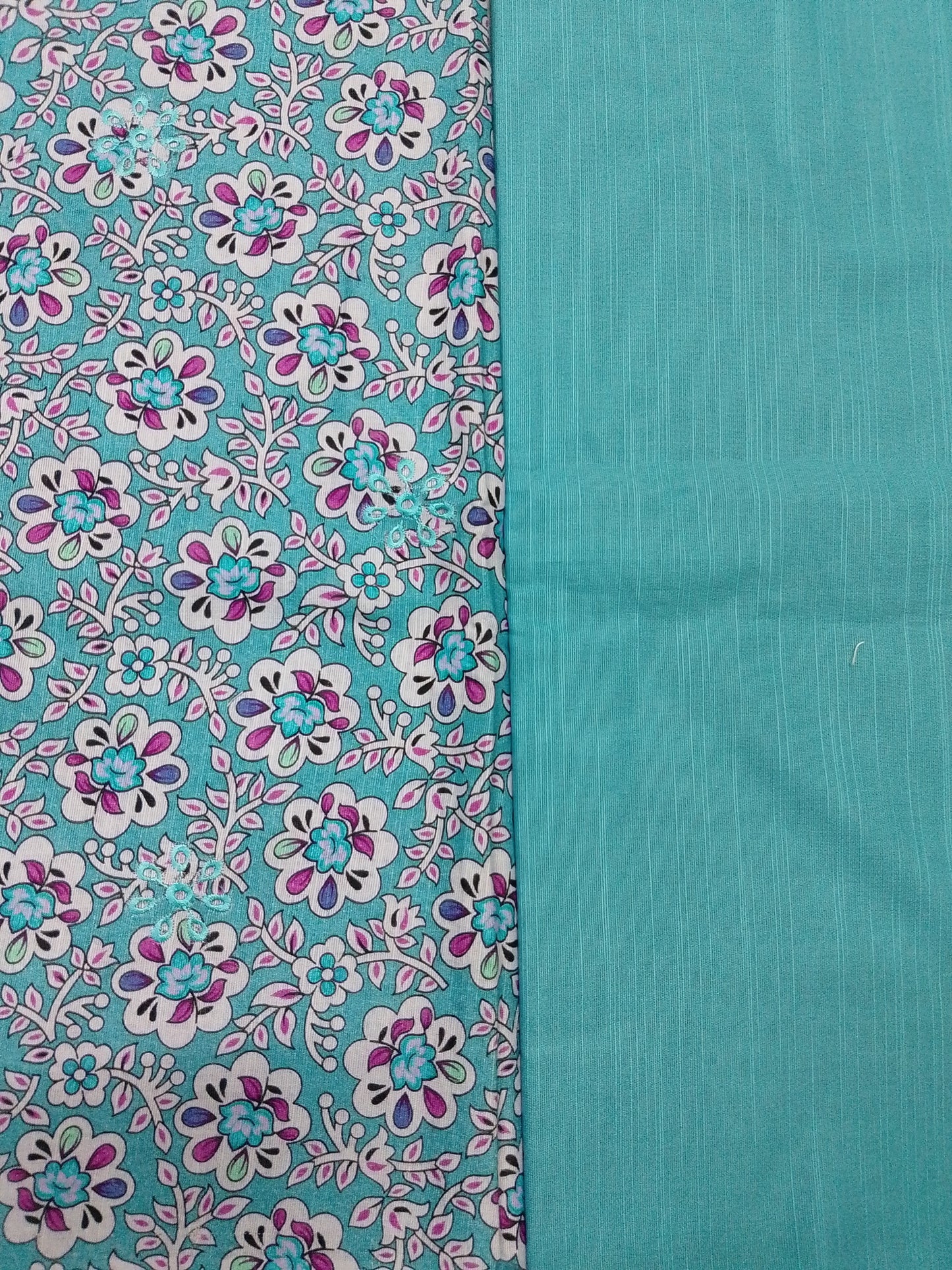 (R25-261) I Rahwaleen Printed Khaddar Suit (3-Piece) |         | Bareeze Prints