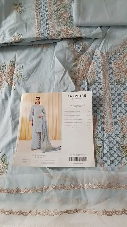 Rahwaleen Embroidery Lawn Suit (3-Piece) | SAPPHIRE Original | 🌬️ Sky Mist | (R25-165)