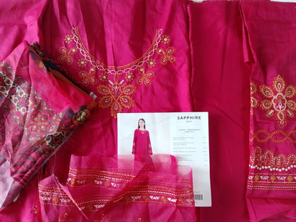Rahwaleen Embroidery Lawn Suit (3-Piece) | SAPPHIRE Original | 🌺 Rosewood | (R25-166)